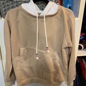 sweatshirt